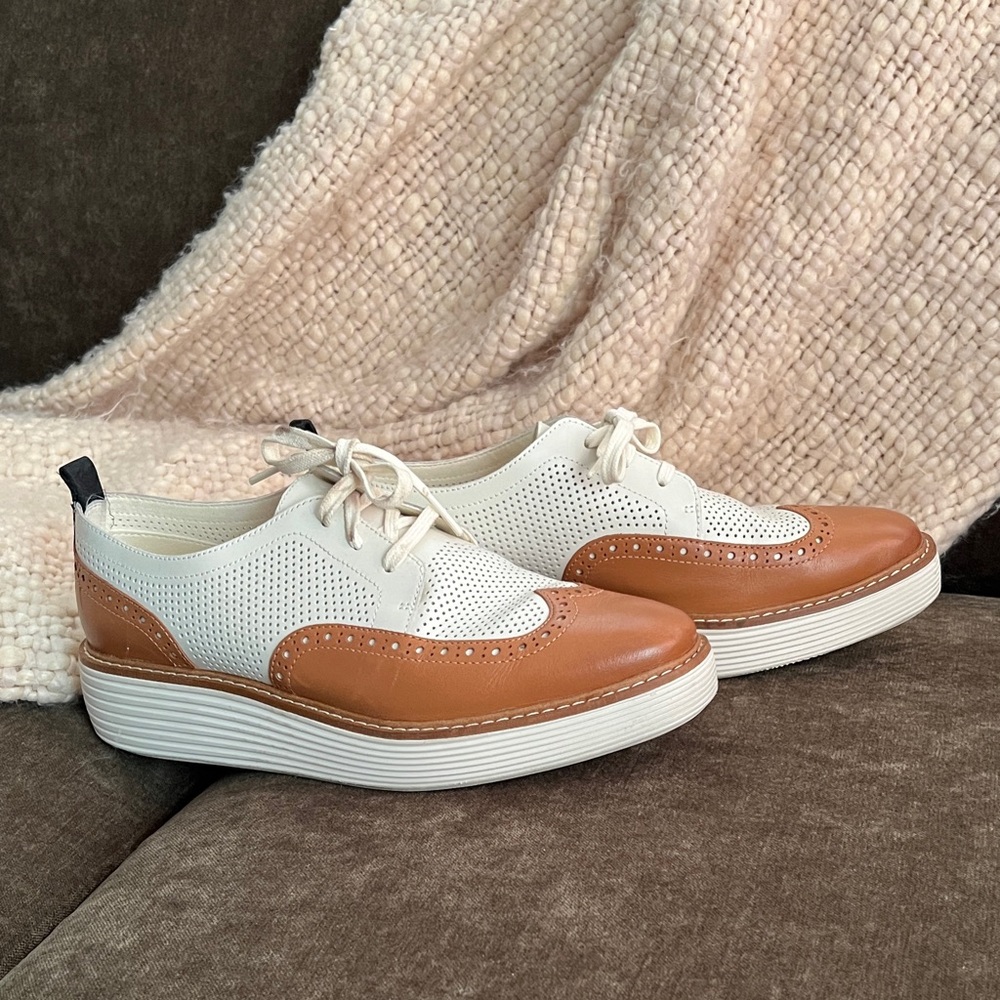 Cole Haan Cream and Tan Leather Brogues - Picture 3 of 4